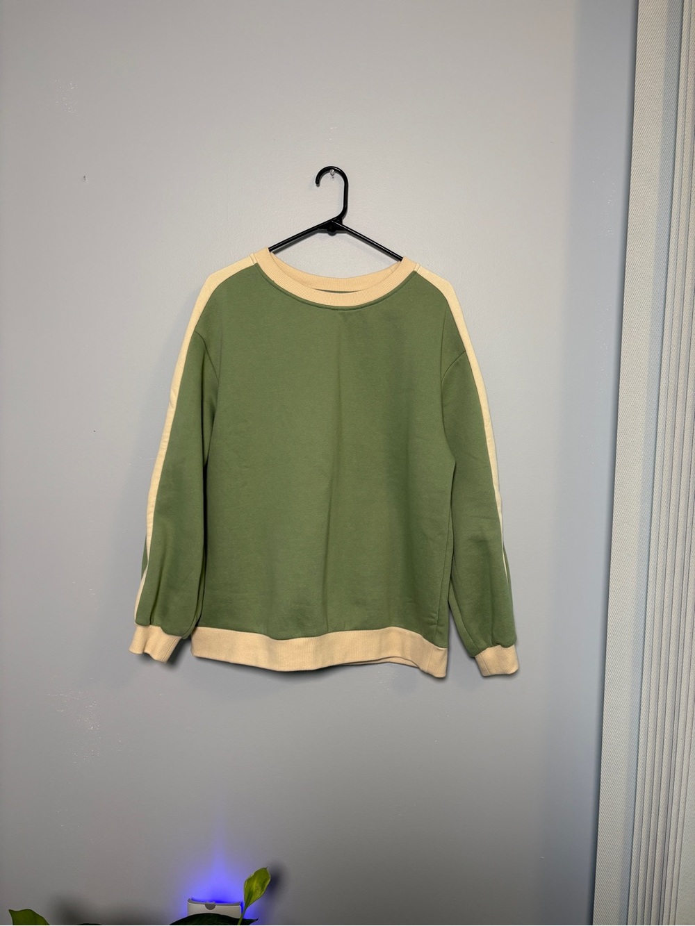 SET!!! Olive Green Crewneck Pullover and sweatpants set with Cream Trim - Women
